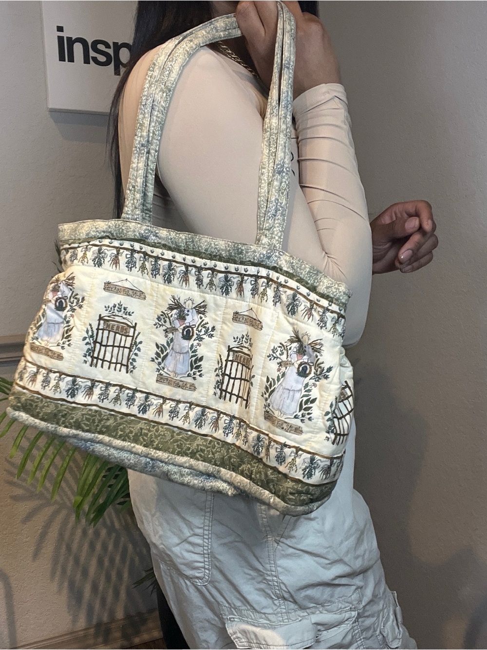 Bohemian Embroidered Tote Bag in Cream & Olive